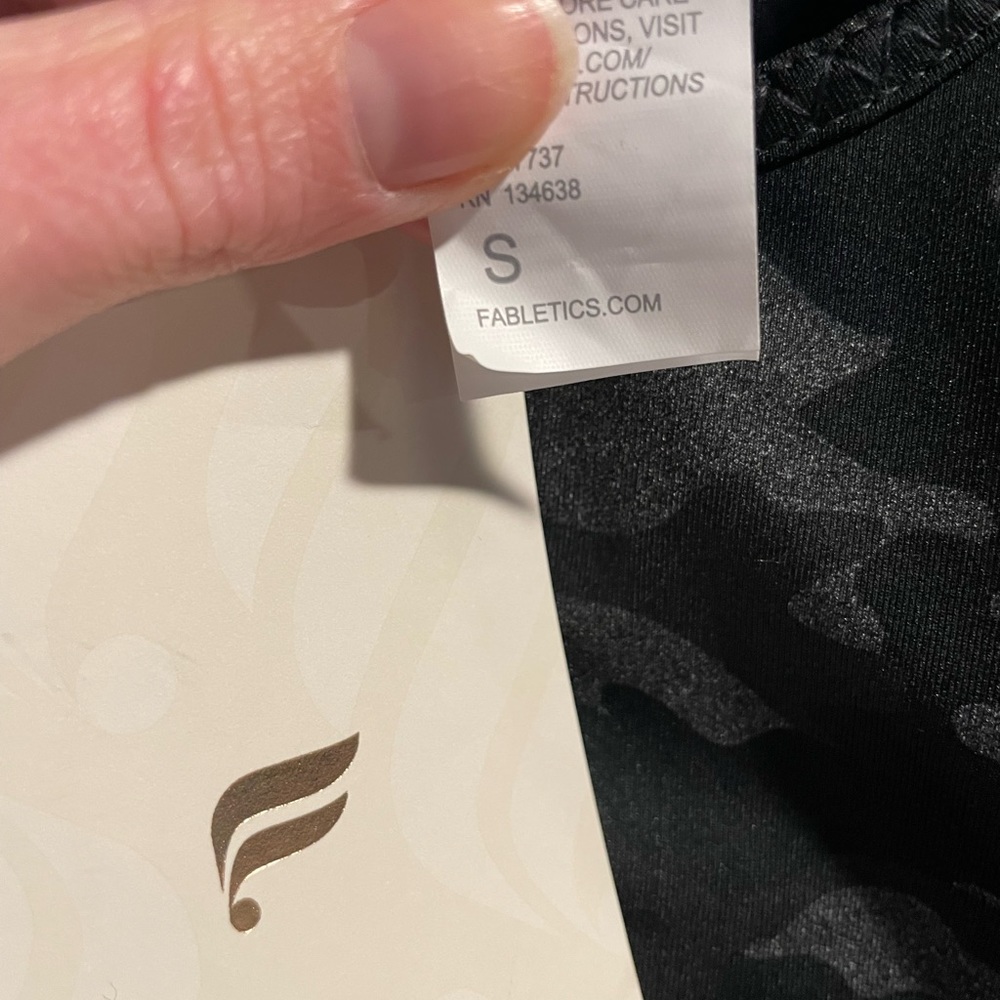 Fabletics Sports Bra - Picture 3 of 4